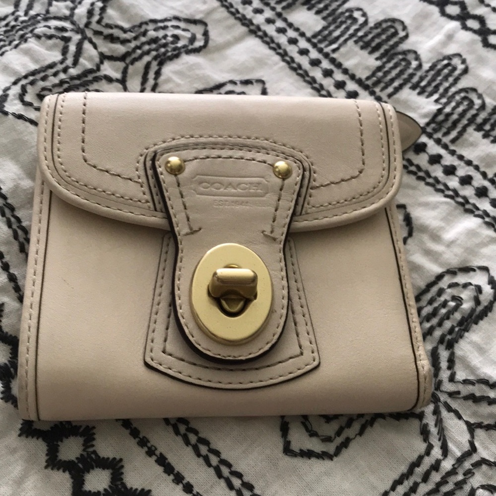 Coach ivory wallet